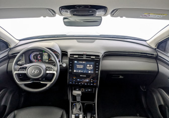 Подержанный автомобиль Hyundai Tucson 2024 года (14 фото)