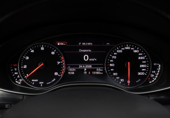 Подержанный автомобиль Audi A6 Sedan 2018 года (13 фото)