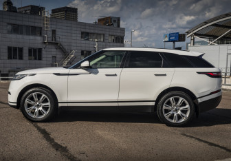 Подержанный автомобиль Land Rover Range Rover Velar 2019 года (9 фото)