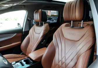 Подержанный автомобиль Chery Tiggo 8 Pro Max 2022 года (21 фото)