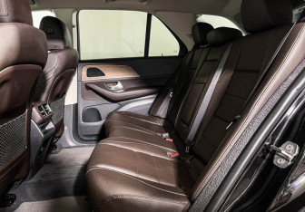 Подержанный автомобиль Mercedes-Benz GLE 2020 года (10 фото)