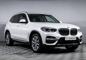 Подержанный автомобиль BMW X3 2021 года (3 фото)