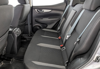 Подержанный автомобиль Nissan Qashqai 2021 года (18 фото)