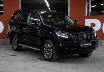 Новый Toyota Land Cruiser Prado 2022 (3 фото)