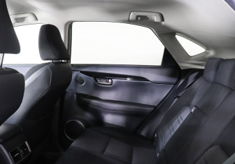 Подержанный автомобиль Lexus NX 2019 года (12 фото)