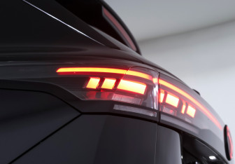 Подержанный автомобиль Volkswagen Tiguan 2025 года (25 фото)