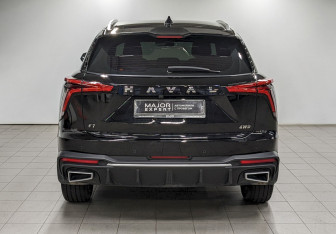 Подержанный автомобиль Haval F7 2024 года (6 фото)