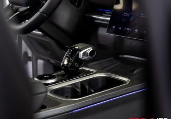 Подержанный автомобиль Jaecoo J7 2025 года (13 фото)