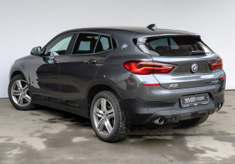 Подержанный автомобиль BMW X2 2020 года (7 фото)
