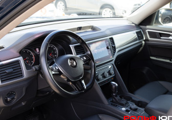 Подержанный автомобиль Volkswagen Teramont 2019 года (12 фото)