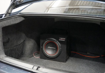 Подержанный автомобиль Volkswagen Jetta Sedan 2010 года (13 фото)