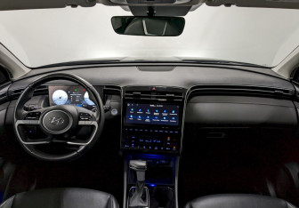 Подержанный автомобиль Hyundai Tucson 2021 года (24 фото)