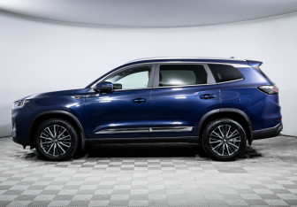 Подержанный автомобиль Chery Tiggo 8 Pro Max 2022 года (8 фото)