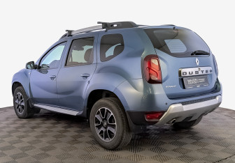 Подержанный автомобиль Renault Duster 2016 года (7 фото)