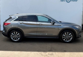 Подержанный автомобиль Infiniti QX50 2019 года (4 фото)