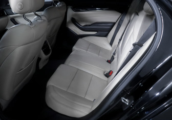 Подержанный автомобиль Cadillac CTS Sedan 2018 года (10 фото)
