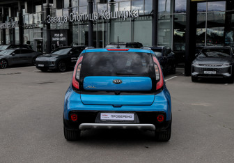Подержанный автомобиль Kia Soul 2018 года (6 фото)