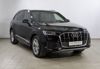 Подержанный автомобиль Audi Q7 2020 года (11 фото)