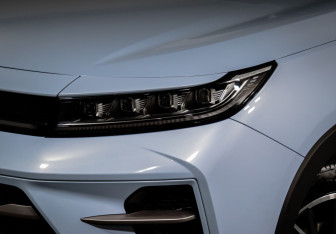 Подержанный автомобиль Exeed LX 2022 года (16 фото)