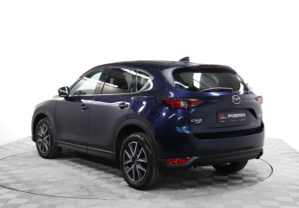 Подержанный автомобиль Mazda CX-5 2018 года (7 фото)