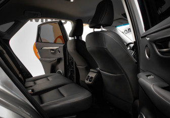 Подержанный автомобиль Lexus NX 2018 года (34 фото)