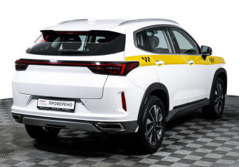 Подержанный автомобиль Exeed LX 2023 года (5 фото)