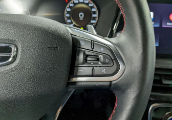 Подержанный автомобиль Geely Tugella 2023 года (30 фото)