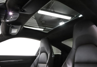 Подержанный автомобиль Porsche 911 Coupe 2017 года (27 фото)