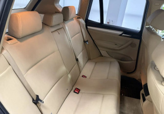 Подержанный автомобиль BMW X3 2013 года (20 фото)