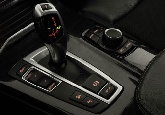 Подержанный автомобиль BMW X3 2017 года (17 фото)