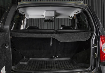 Подержанный автомобиль Chevrolet Niva 2011 года (6 фото)