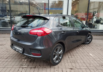 Подержанный автомобиль Kia Ceed Hatchback 2016 года (8 фото)