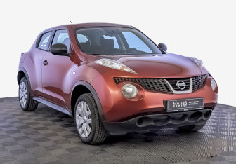Подержанный автомобиль Nissan Juke 2014 года (3 фото)