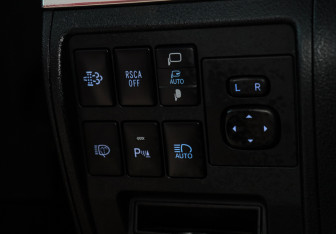 Подержанный автомобиль Toyota Land Cruiser Suv 2019 года (12 фото)