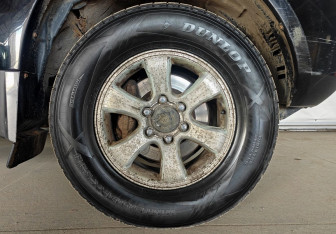Подержанный автомобиль Toyota Land Cruiser Prado 2008 года (17 фото)