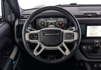 Подержанный автомобиль Land Rover Defender Suv 2021 года (22 фото)