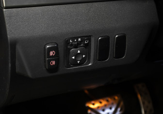 Подержанный автомобиль Mitsubishi Pajero 2014 года (20 фото)