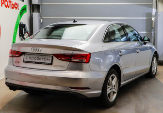 Подержанный автомобиль Audi A3 Sedan 2018 года (4 фото)