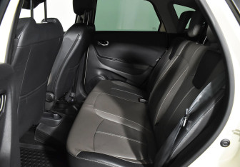 Подержанный автомобиль Renault Kaptur 2018 года (15 фото)