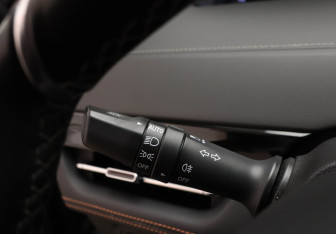 Подержанный автомобиль Changan UNI-K 2023 года (13 фото)