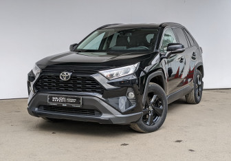 Подержанный автомобиль Toyota RAV4 2022 года (1 фото)
