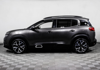 Подержанный автомобиль Citroen C5 Aircross 2019 года (8 фото)