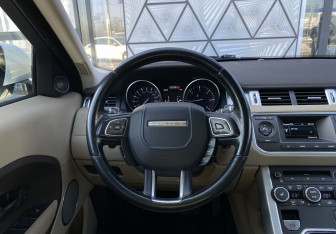 Подержанный автомобиль Land Rover Range Rover Evoque 2012 года (14 фото)