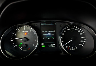 Подержанный автомобиль Nissan Qashqai 2017 года (13 фото)