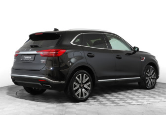 Подержанный автомобиль Hongqi HS5 2024 года (5 фото)