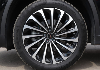 Подержанный автомобиль Exeed TXL 2024 года (26 фото)