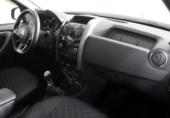 Подержанный автомобиль Renault Duster 2020 года (6 фото)