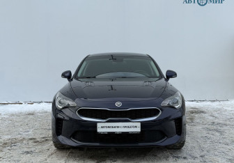 Подержанный автомобиль Kia Stinger 2018 года (2 фото)