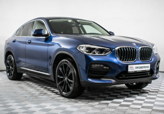 Подержанный автомобиль BMW X4 2021 года (3 фото)