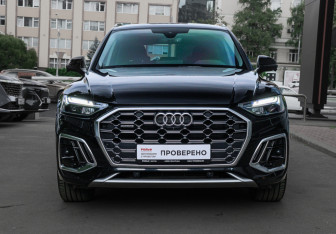 Подержанный автомобиль Audi Q5 2022 года (2 фото)